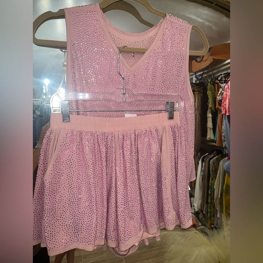 Queen of Sparkles pink set NWT small